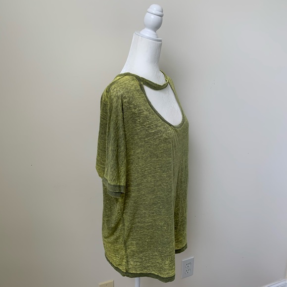 Forever 21 Oversized Green Burn Out Wash Tee Shirt - Picture 2 of 5